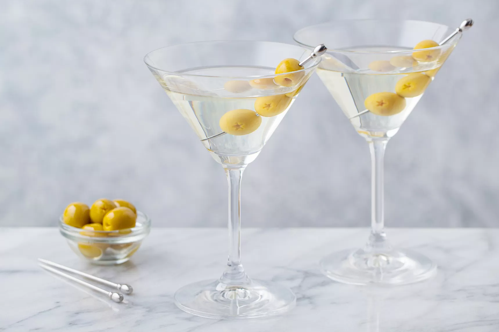 Top 5 Loại Gin Đỉnh Cao Cho ly Martini Hoàn Hảo 
